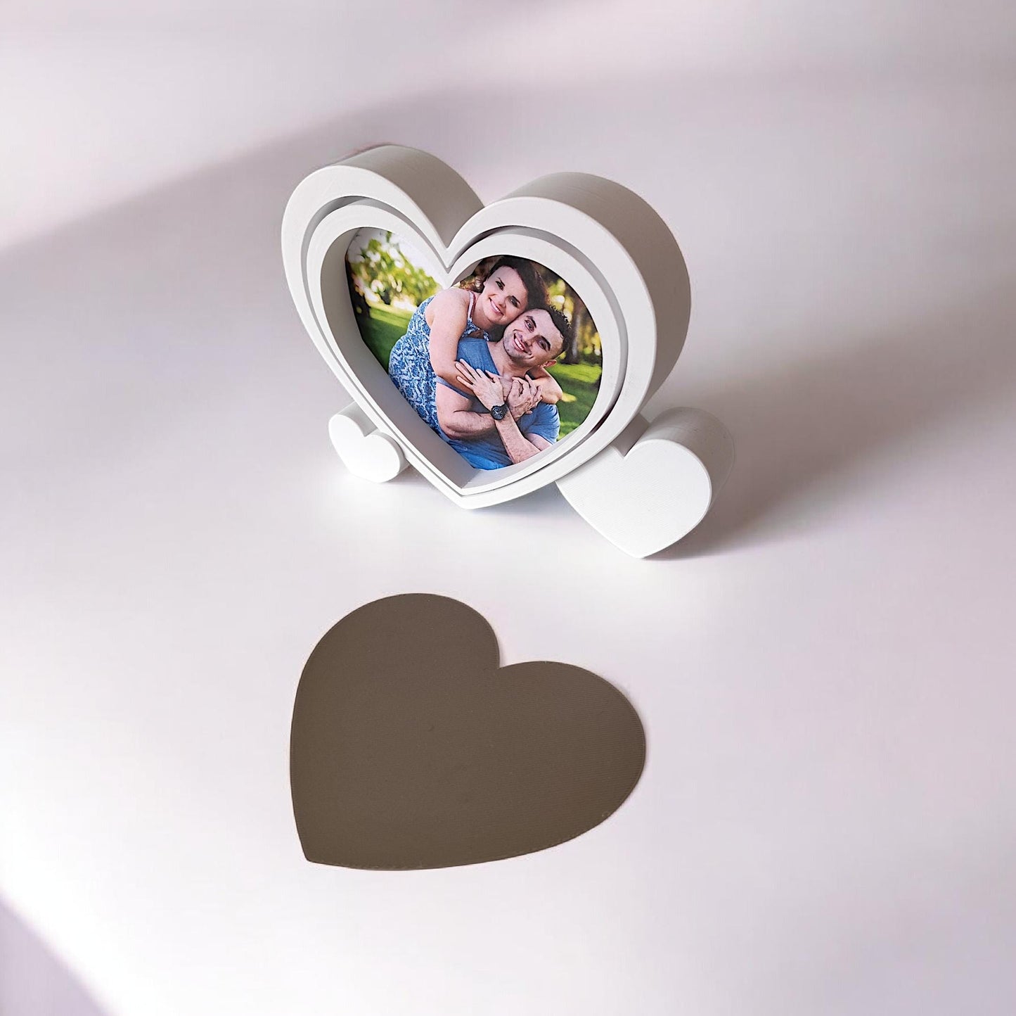 Heart-shaped picture frame, Keepsake photo display, romantic gift