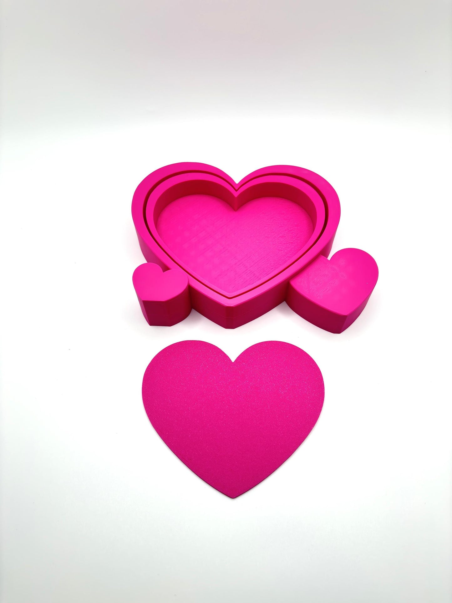 Heart-shaped picture frame, Keepsake photo display, romantic gift